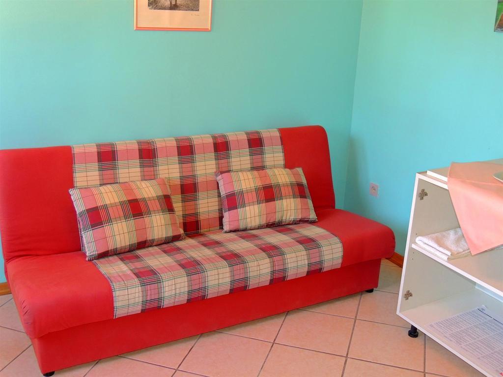 Apartments Zlatko Кърк Екстериор снимка